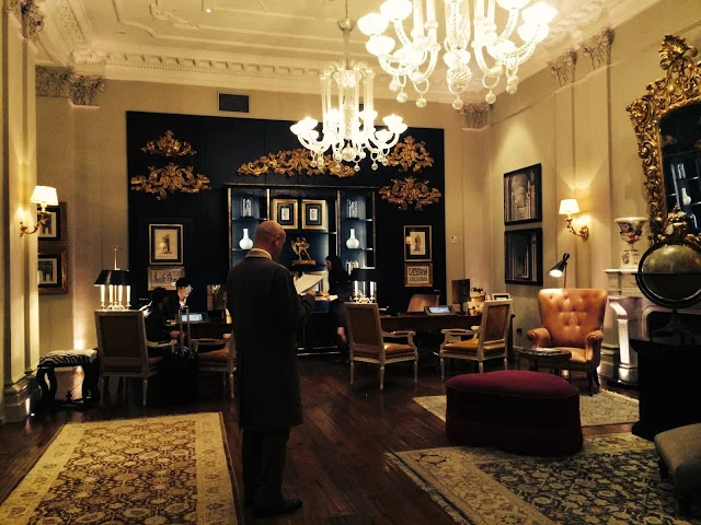  The reception area in all its magnificence.