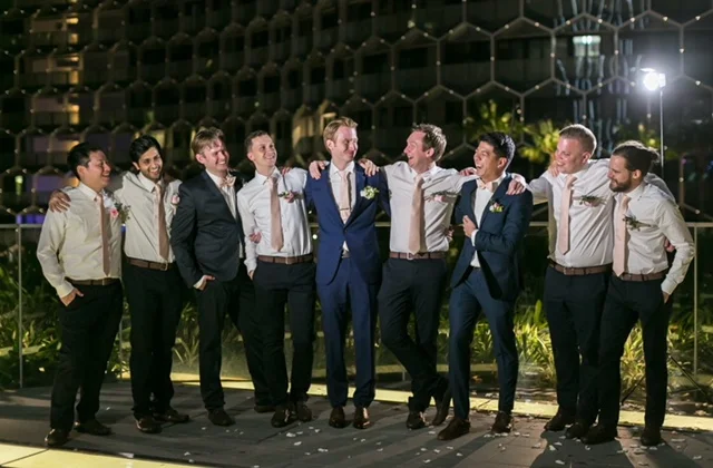 Pastelhuesflorals_brides.jpg