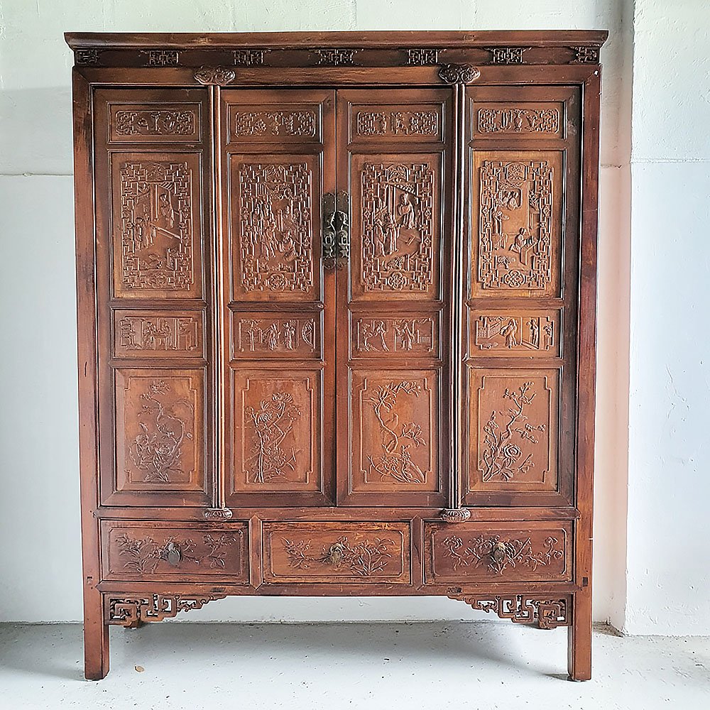 F_Antique_4dr_Cabinet (4).jpg