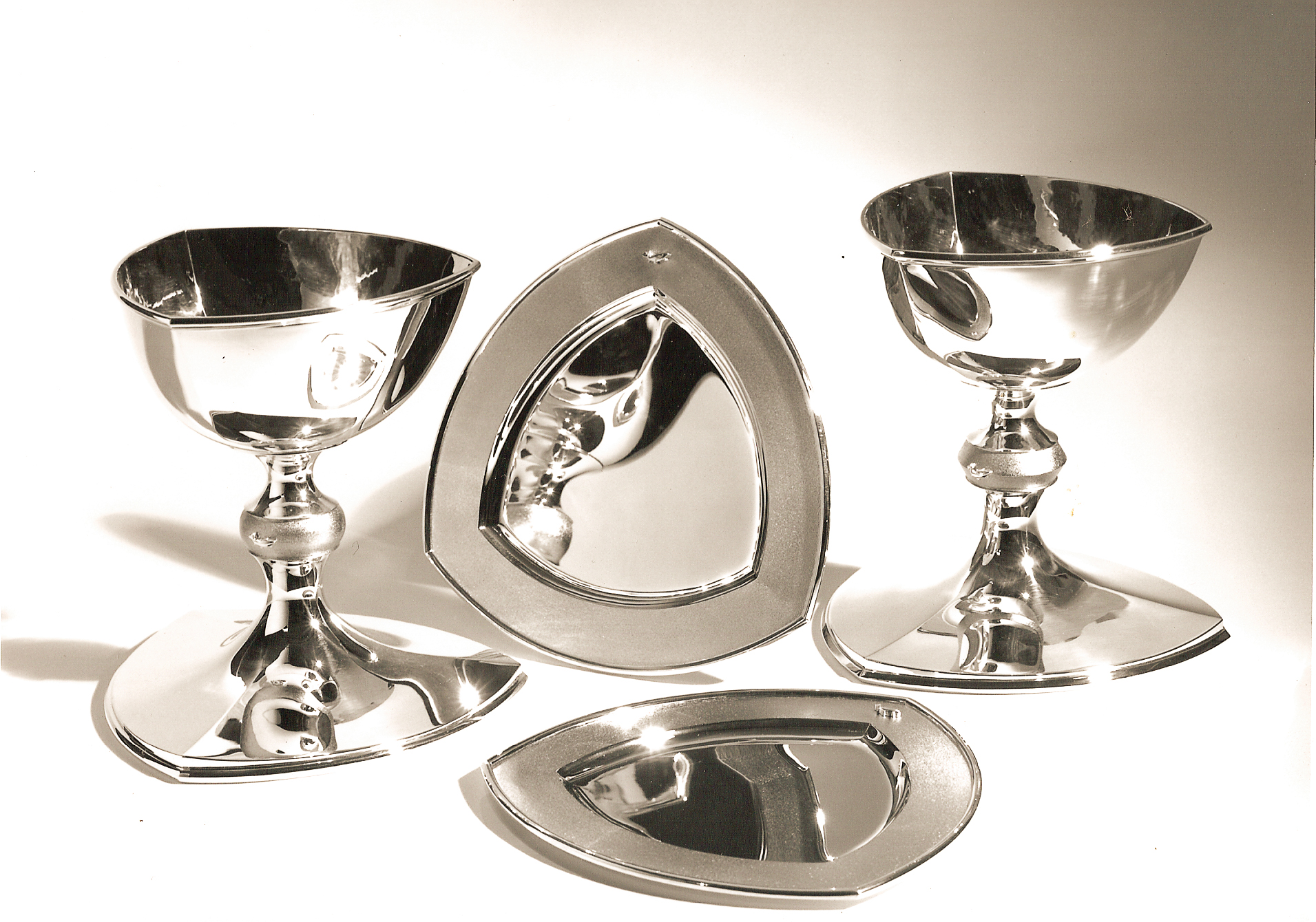 Communion Set.jpg