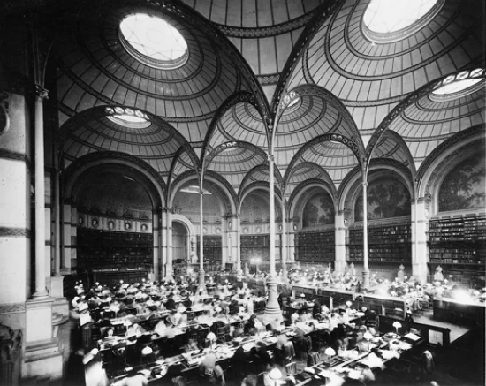 1313798-La_Bibliothèque_nationale_à_Paris.jpg