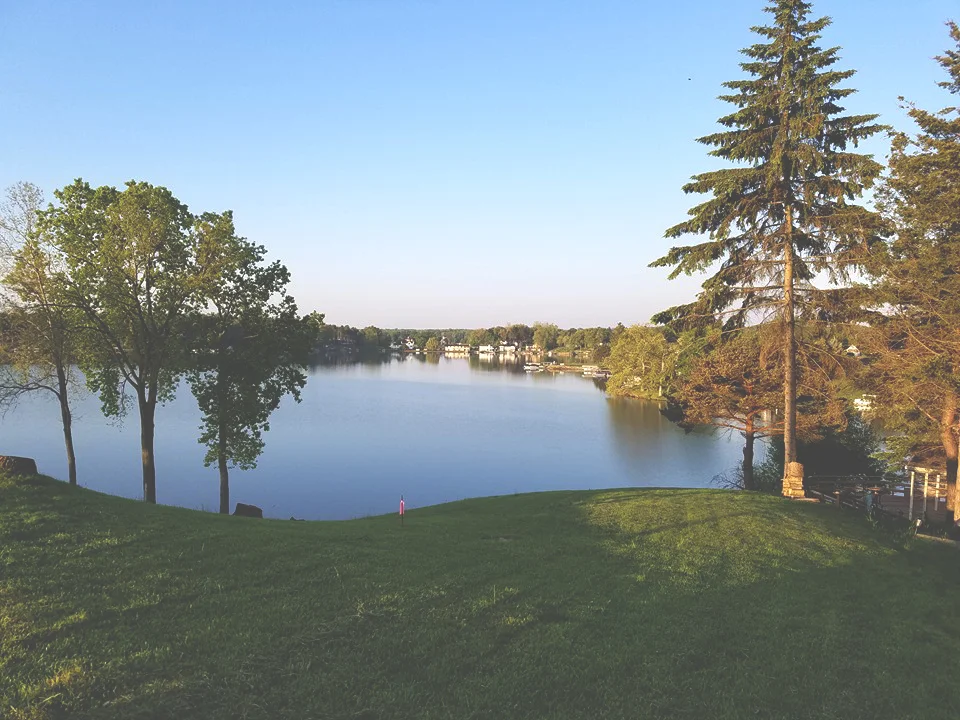 13267764_10206510146375539_5124787891562232537_n copy.jpg