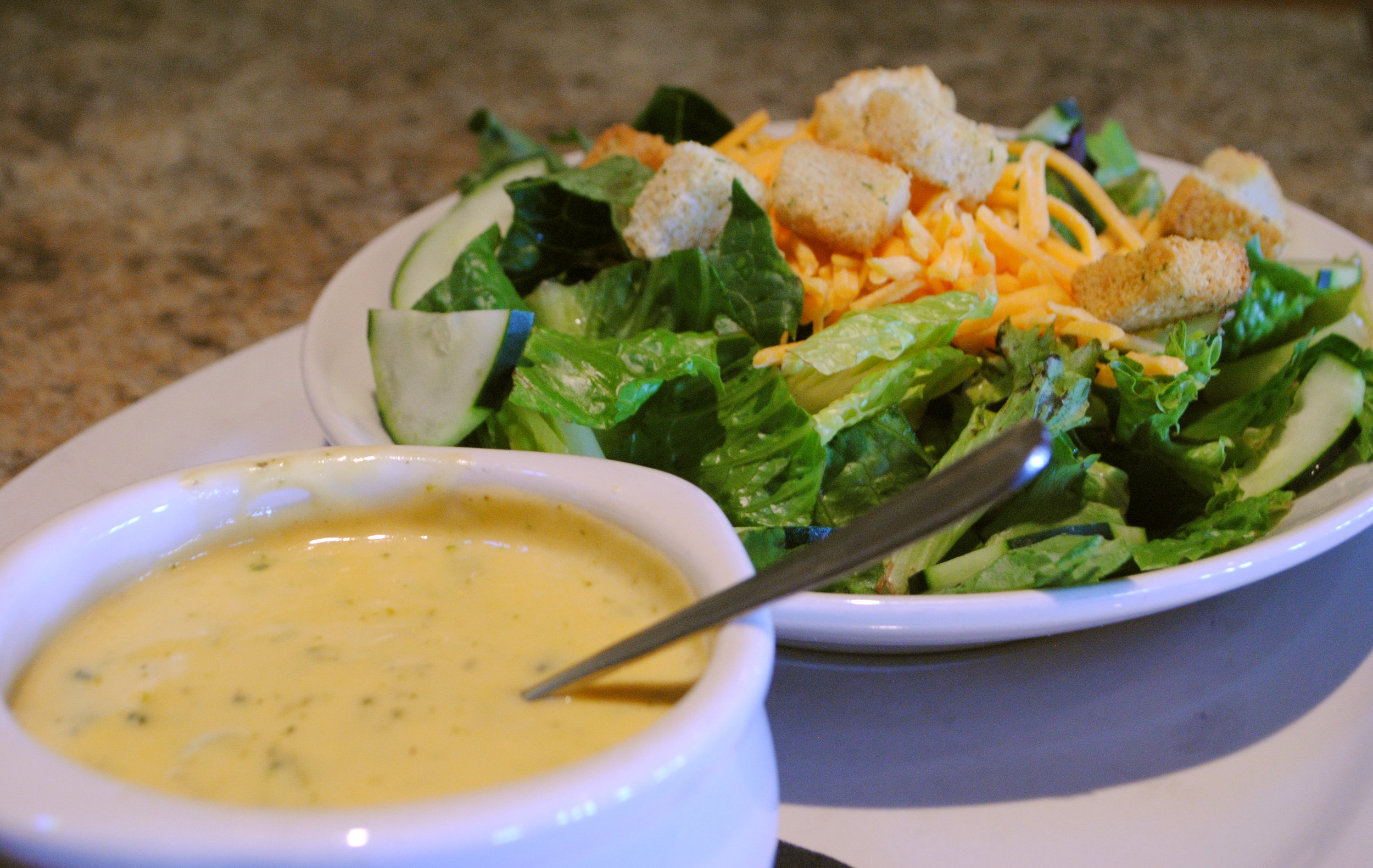 House Salad w/ Daily Soup 