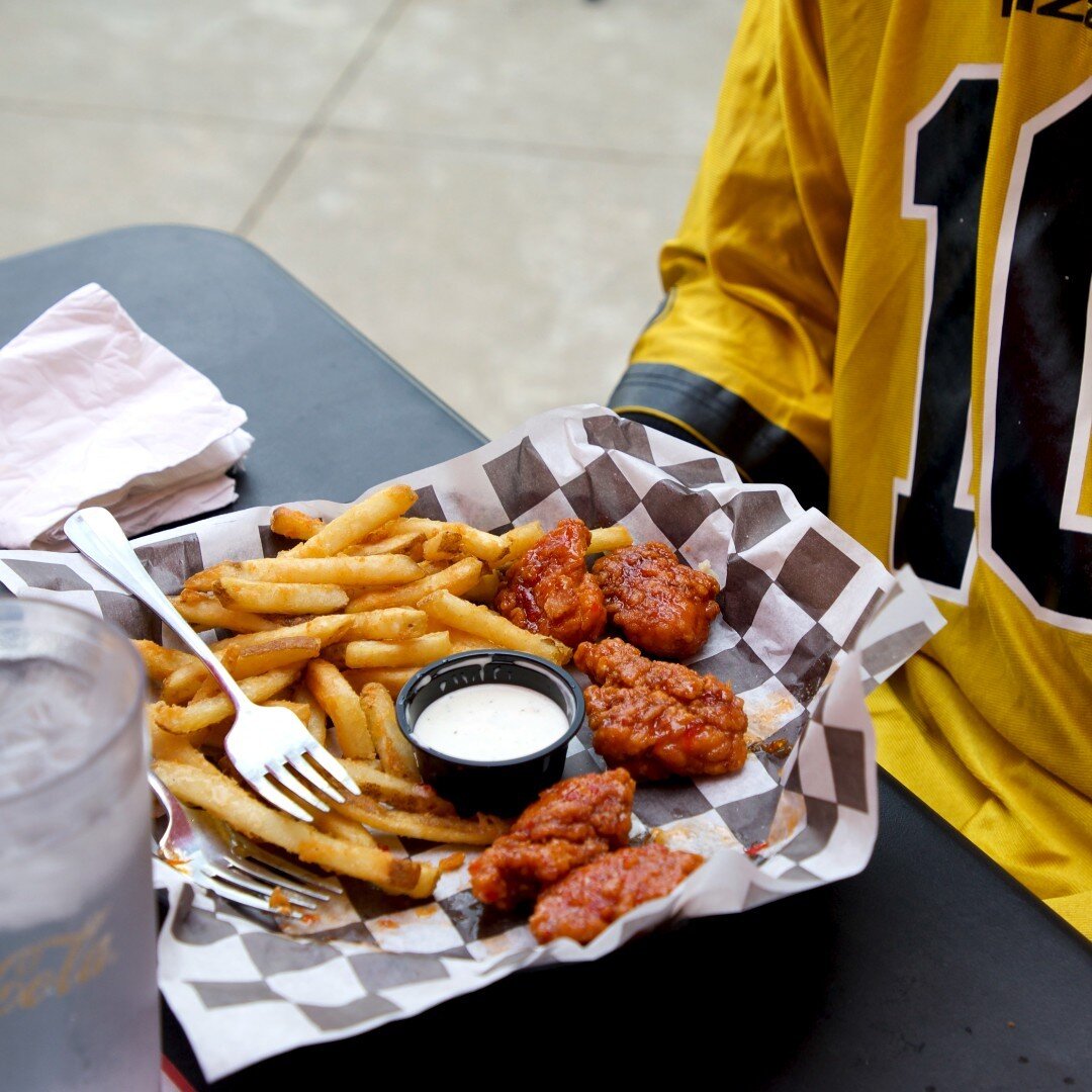 Don&rsquo;t miss out on #NationalFrenchFryDay at Stadium Grill! Our fan-favorite fries are the best way to celebrate. 🍟😊