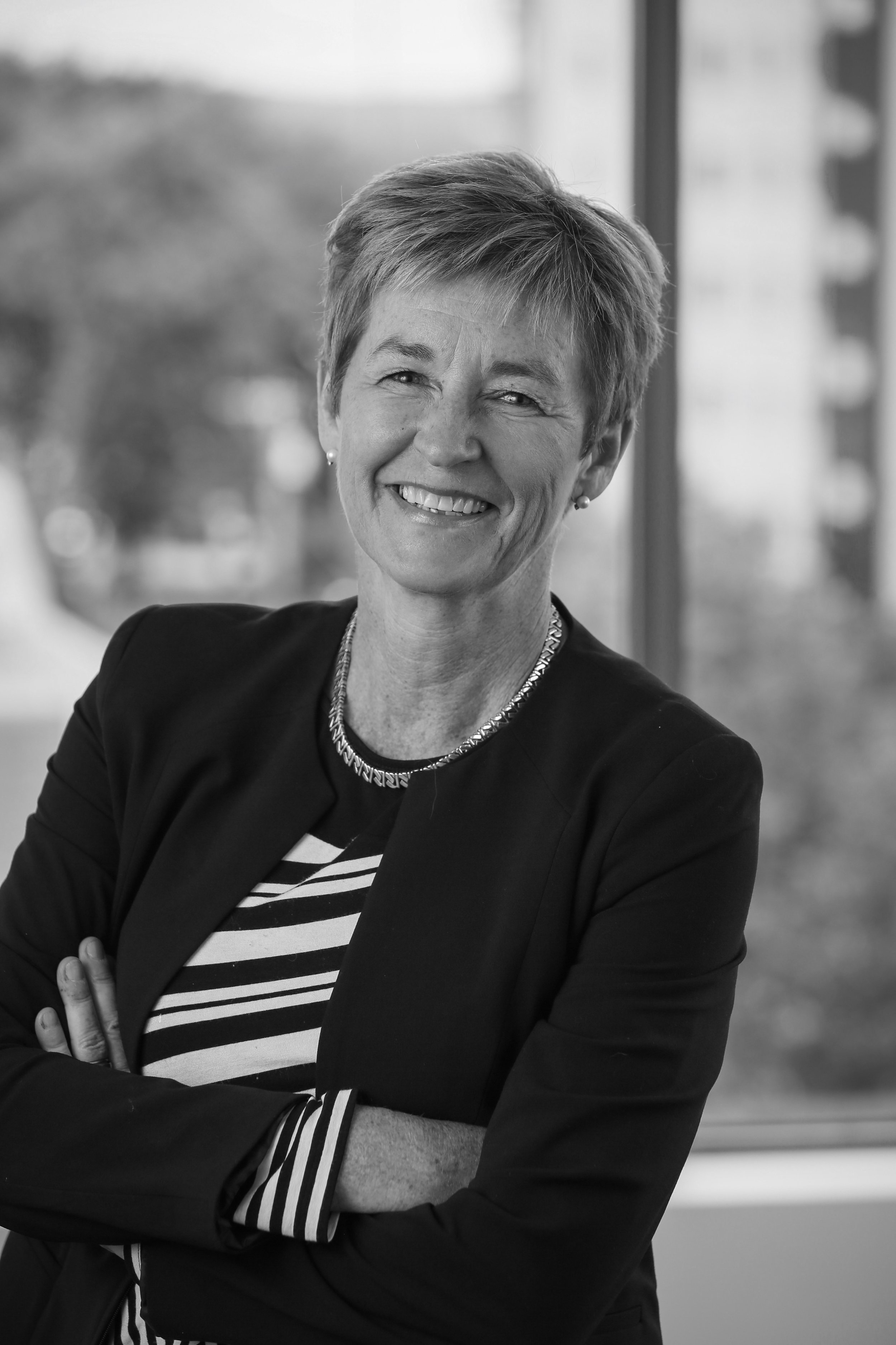 Andrea is the CEO, President and Co-Founder of Remso Inc., a Fredericton-based technology company that has grown into a world leader in the fi eld of sustainable resource management over the past 25 years. Through Andrea’s leadership, Remso currently serves over 200 clients on six continents, managing over half a billion acres of land assets in forestry, utilities and other resource sectors. Andrea est présidente-directrice générale et cofondatrice de Remso Inc. Cette entreprise de technologie est devenue au cours des 25 dernières années un véritable leader mondial de la gestion durable des ressources. C’est grâce à la direction d’Andrea que Remso possède actuellement plus de 200 clients sur six continents, ce qui représente plus d’un demi-milliard de biens fonciers en foresterie, en services publics et d’autres secteurs des ressources.