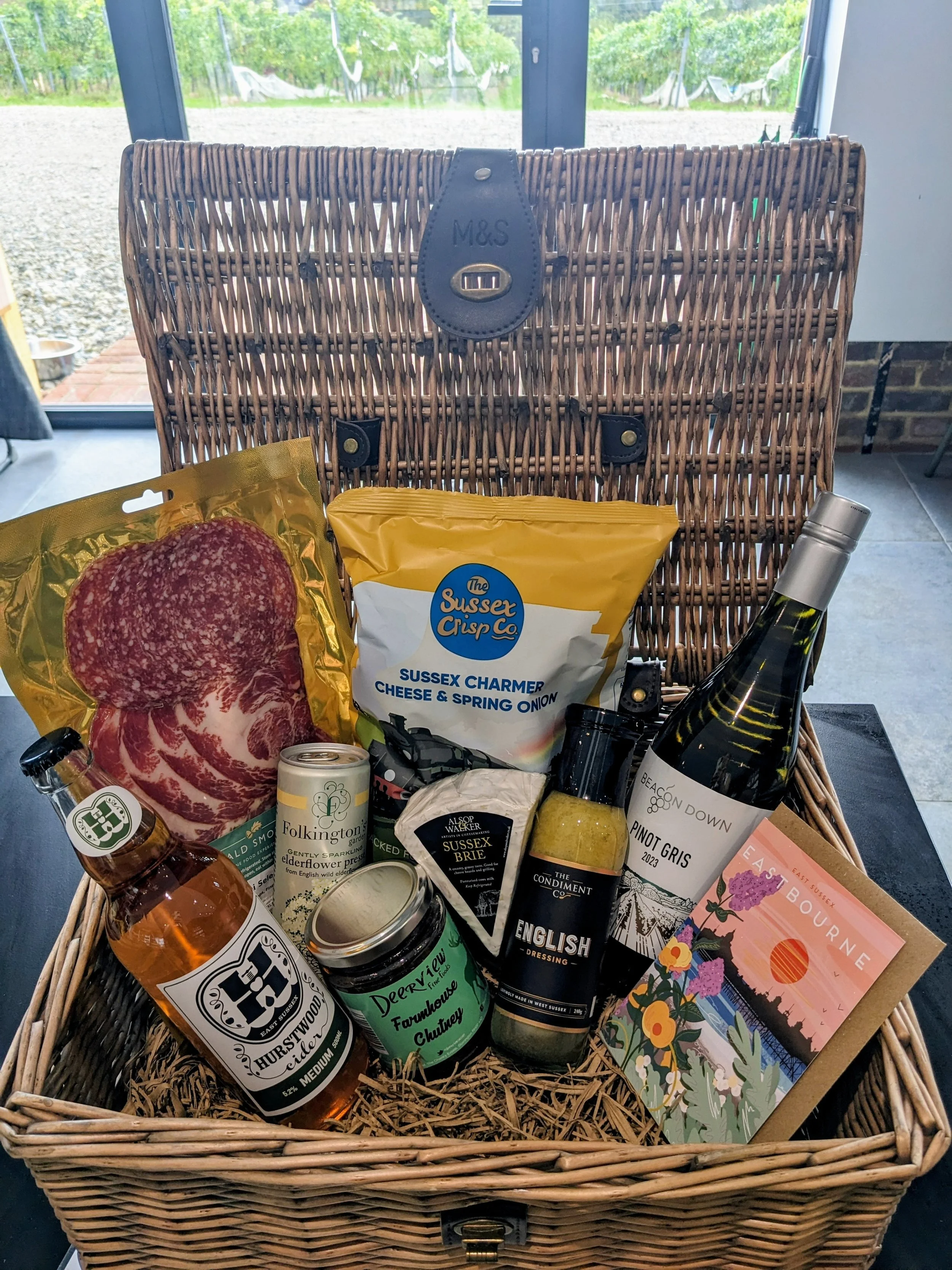 hamper.jpg
