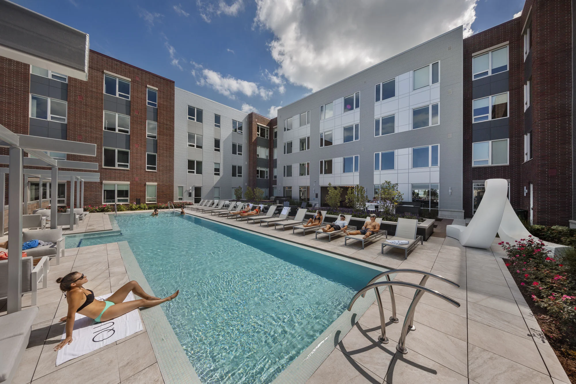 DavidJosephSnavelyVoconTheQuarterOhioCity_0O9A1287.jpg