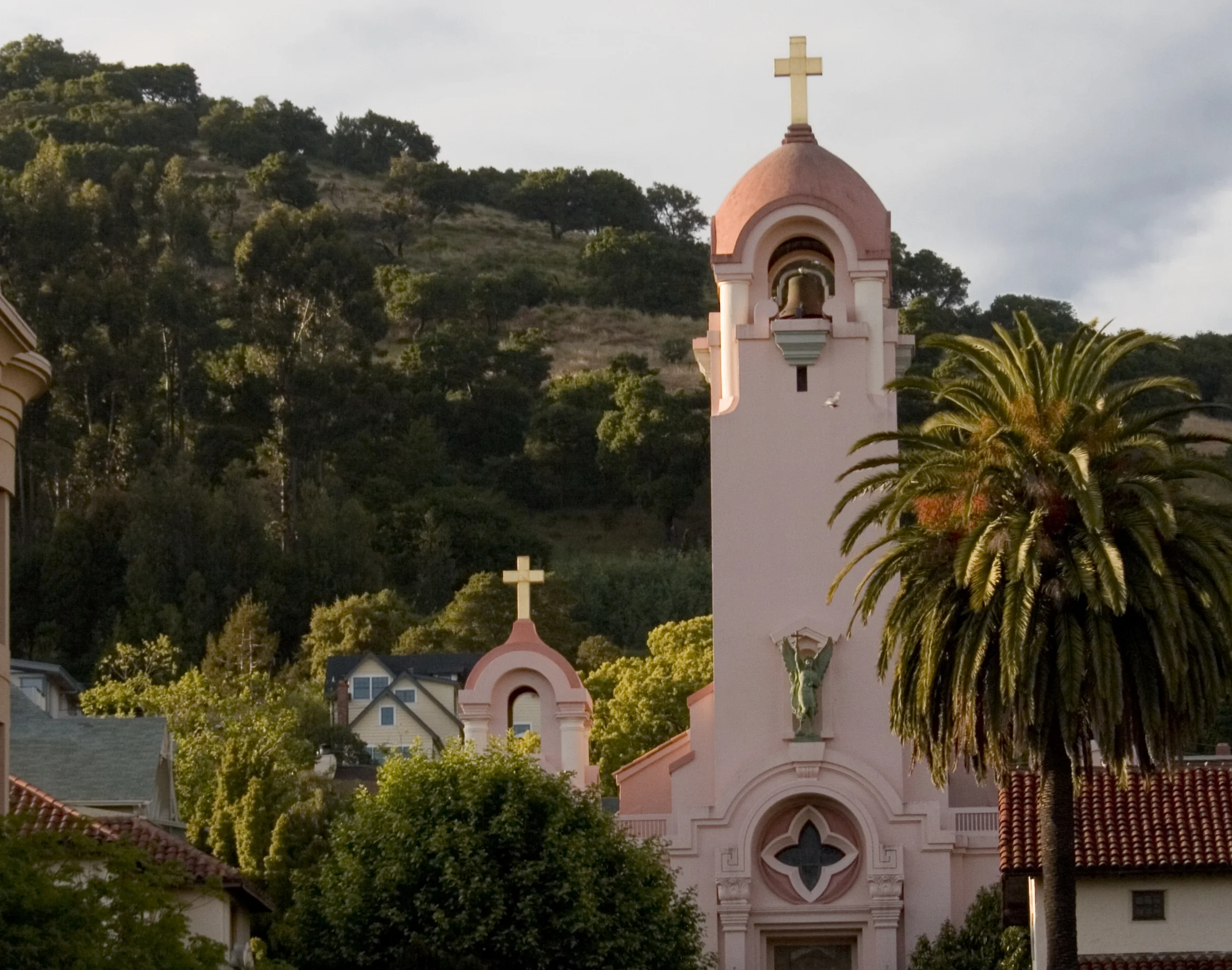 Saint_Raphael_Church_San_Rafael_CA.jpg