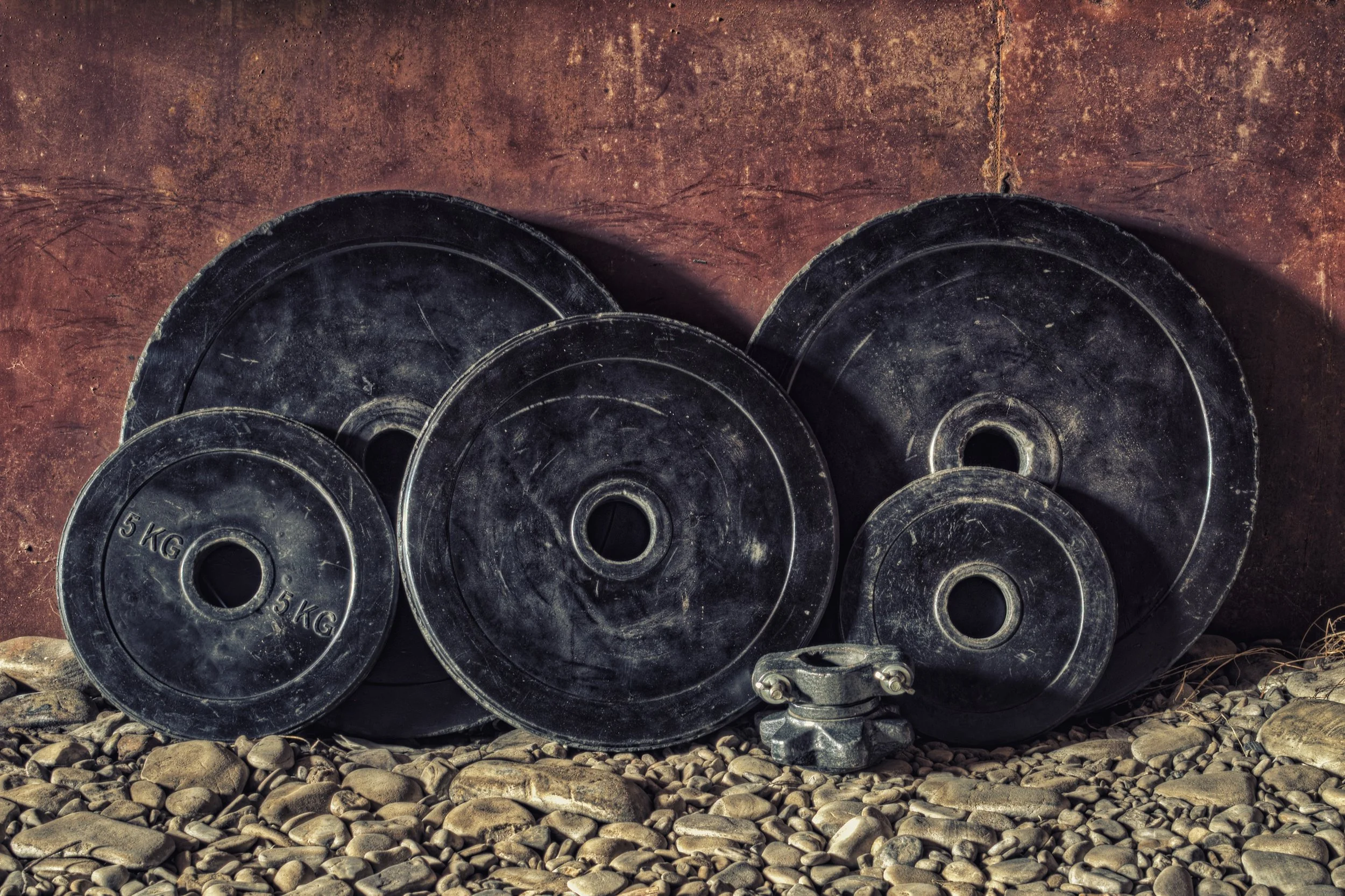 sports-fitness-body-building-iron-161557.jpeg