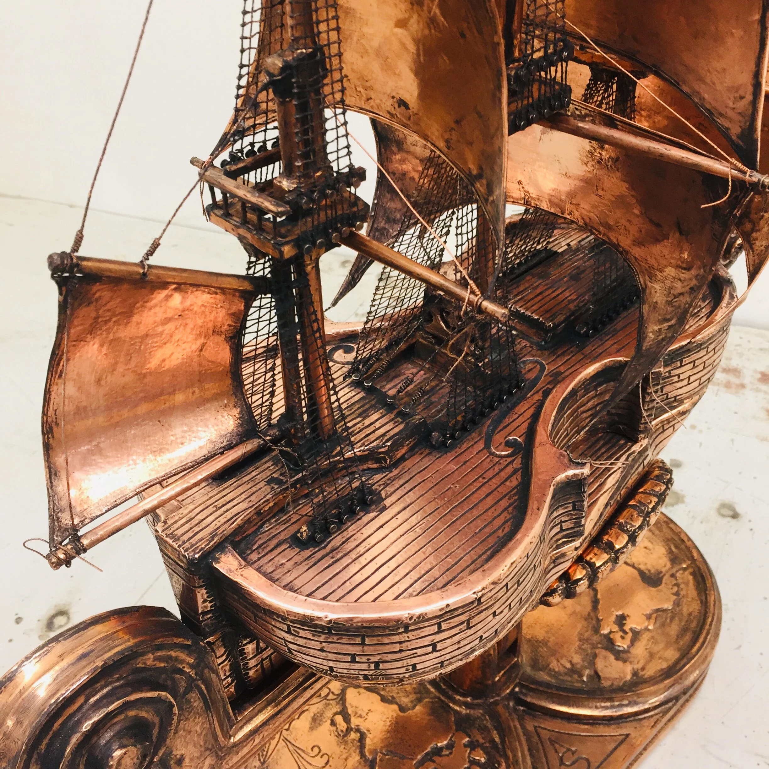 AB3384F1-0FCC-45CF-A7ED-27E86C6870D4