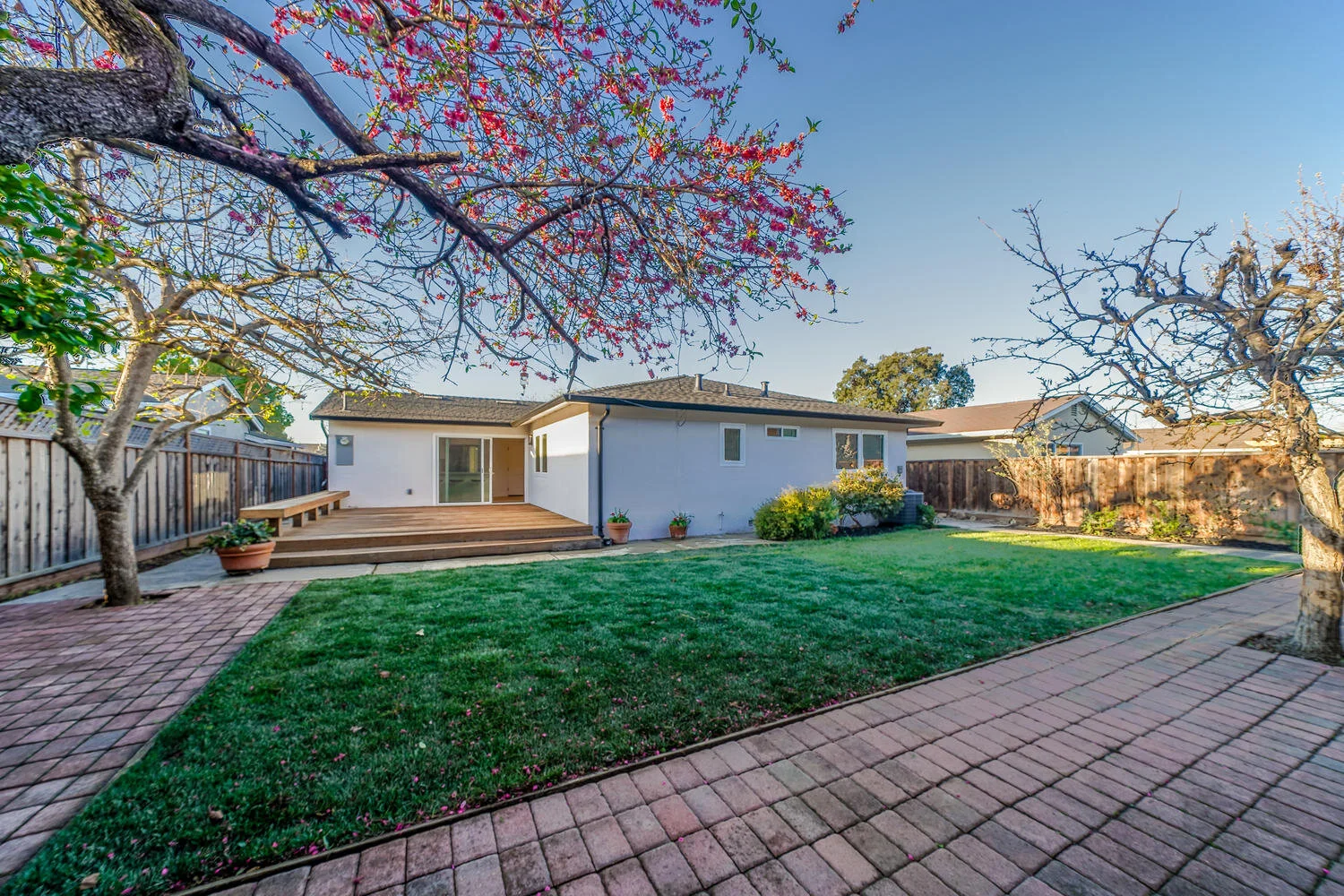 1370 Lansing Ave San Jose CA-large-028-076-DSC00675HDR-1500x1000-72dpi.jpg