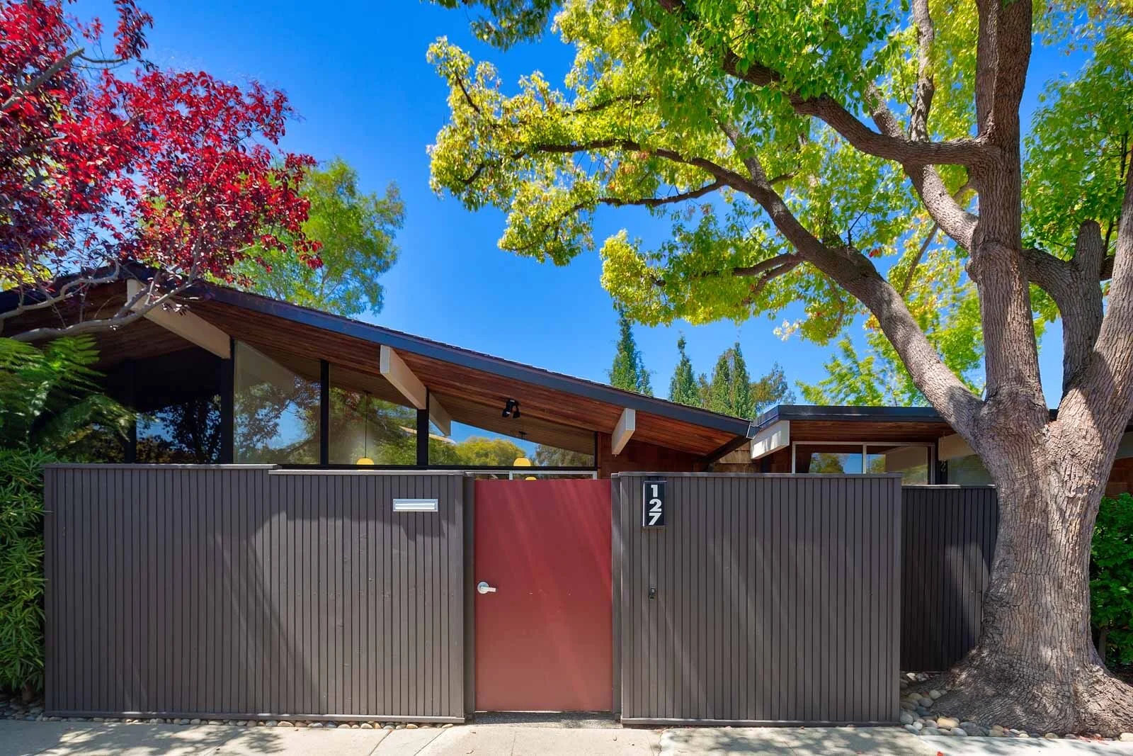 127-Greenmeadow-Way-Palo-Alto 01 of 35.jpeg