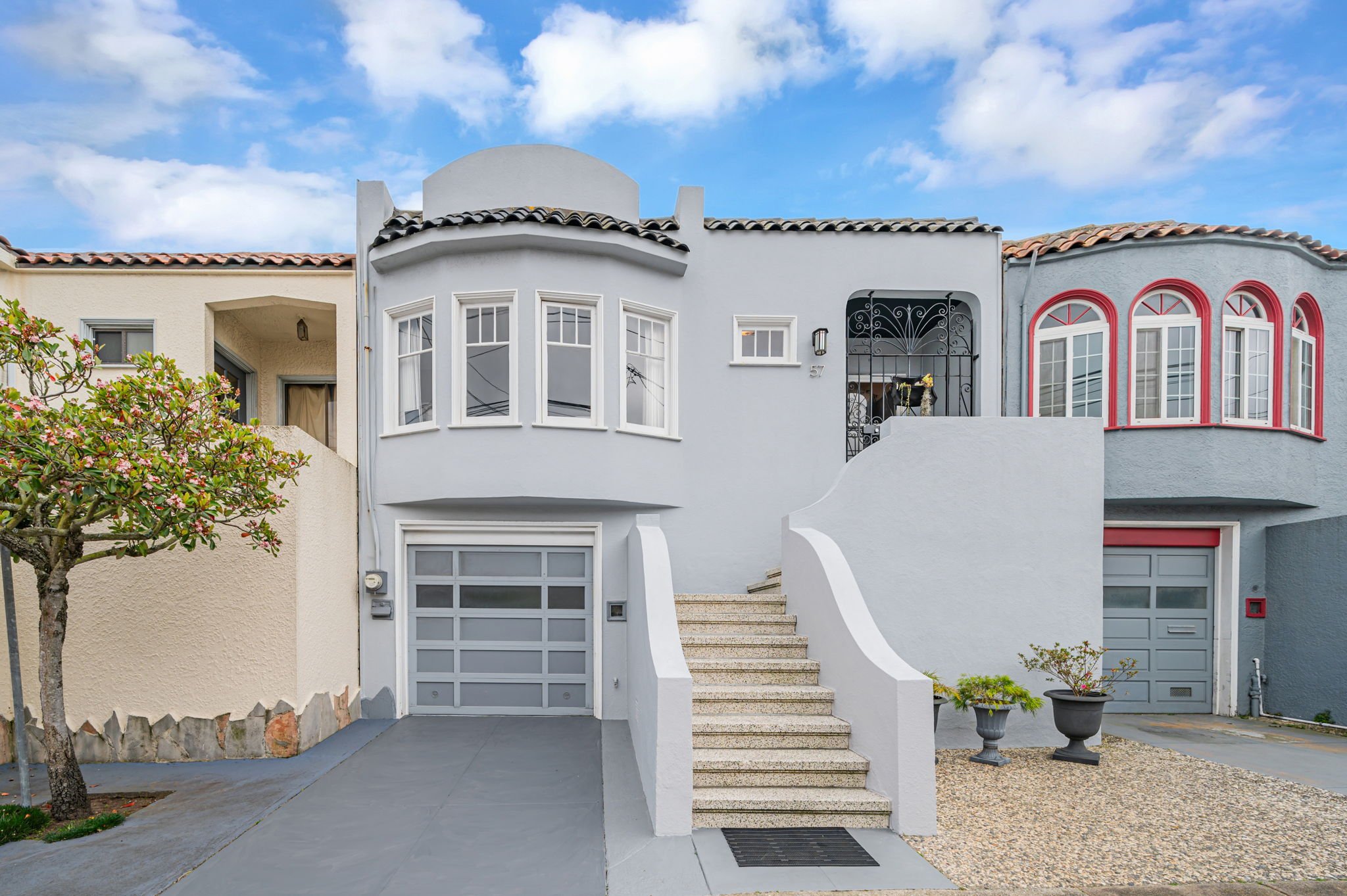 40-web-or-mls-57-rae-ave.jpg