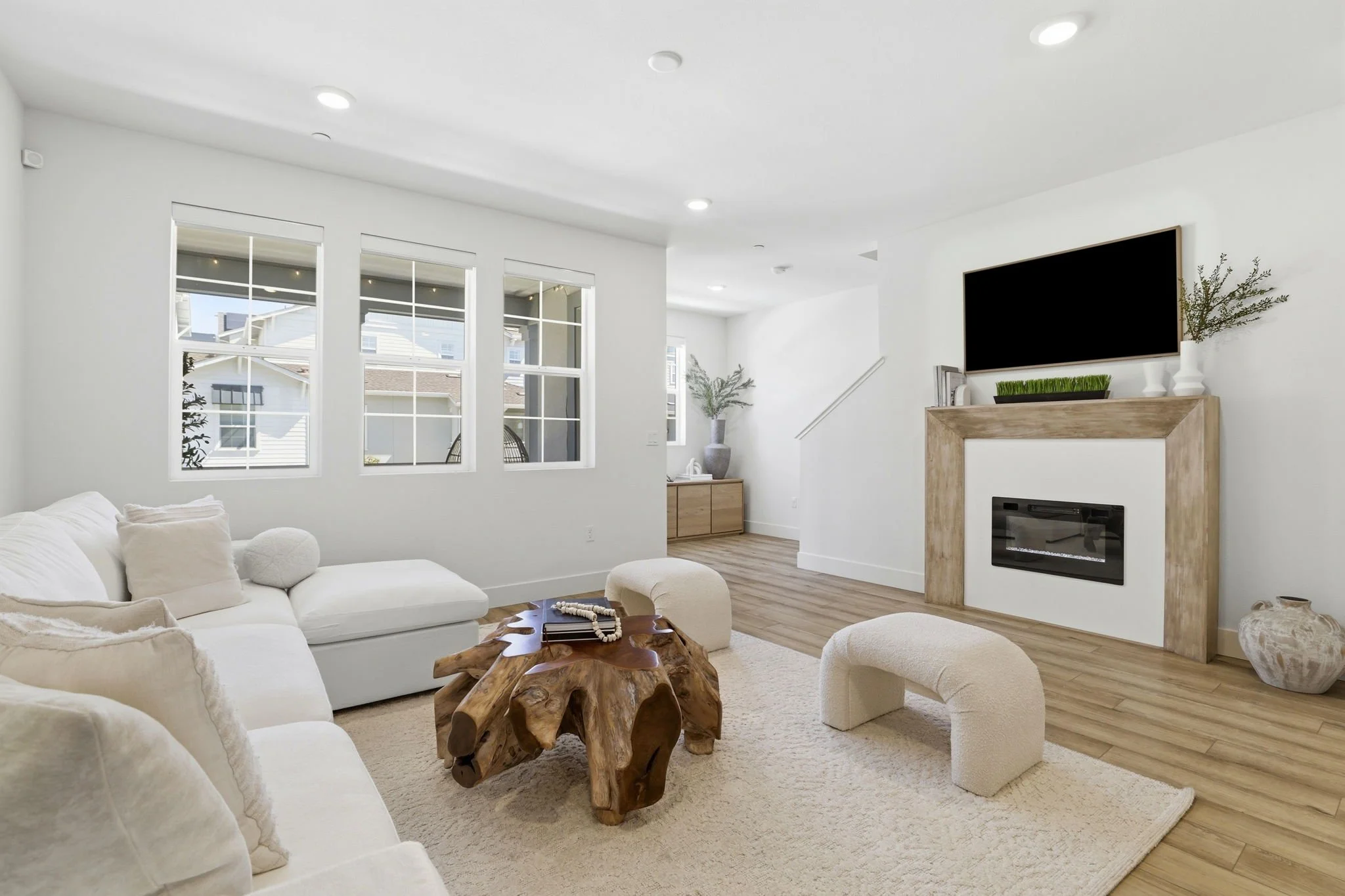 10-010_F8_37460 Bowline Rd.jpg