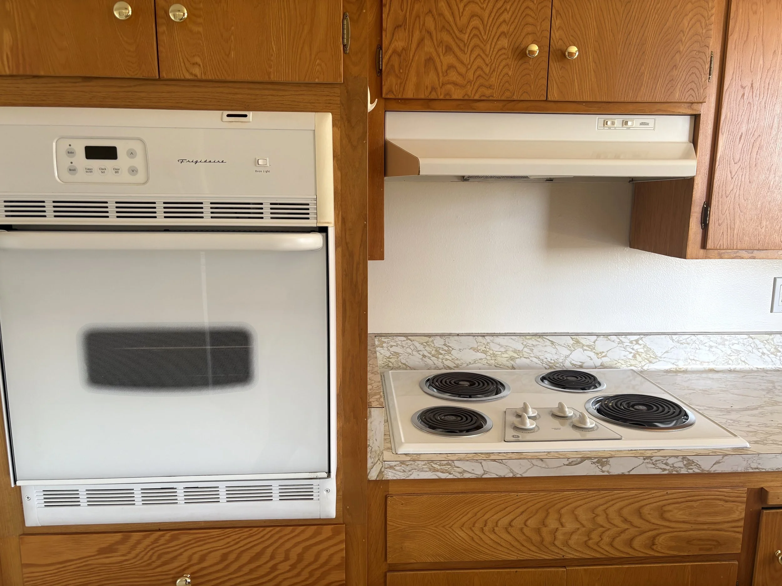 Kitchen 3.jpg