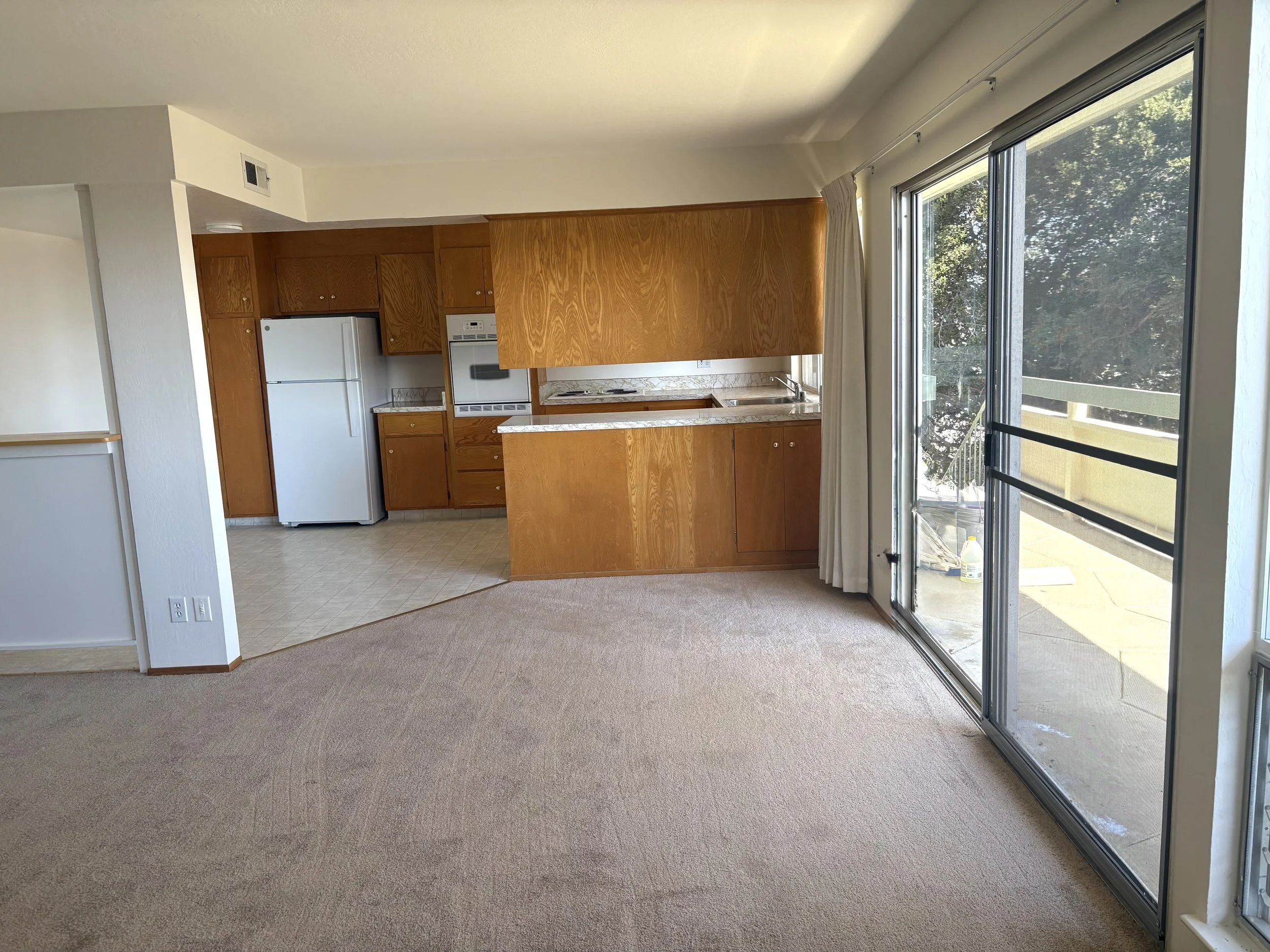 Livingroom.jpg