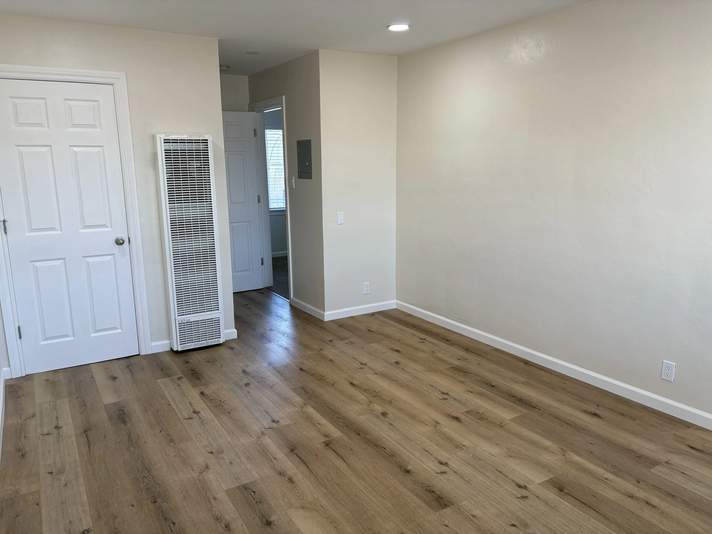 Livingroom.jpg