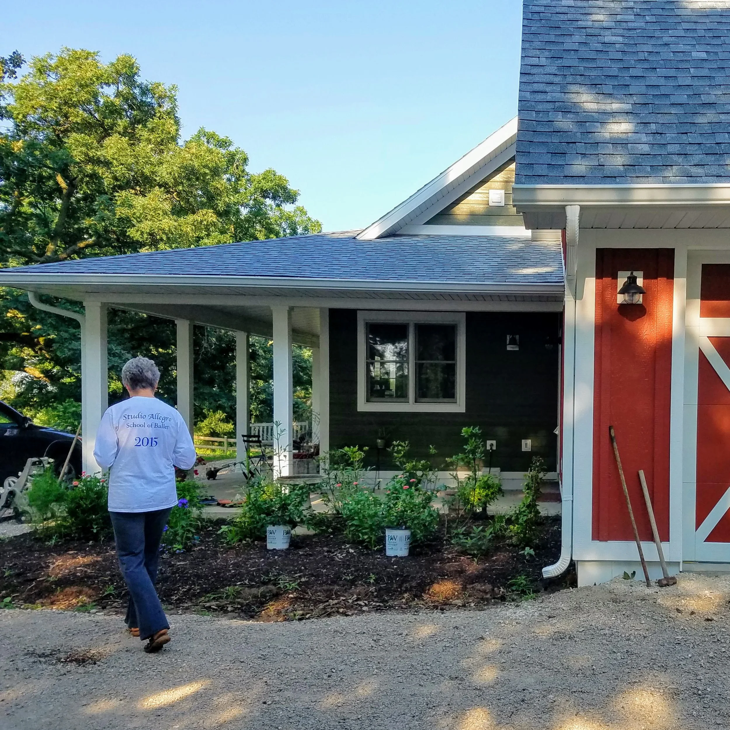 Front door garden underway