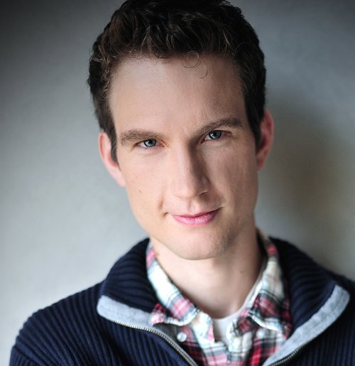 CHARLES ASKENAIZER Charles graduated from the University of Wisconsin-Madison with a degree in Theatre and communications. He has worked professionally in Chicago as an actor and director for 7 years. Recent directing credits include Titus Andronicus, Julius Caesar, Two Gentlemen of Verona, and The Difference. Charles has worked with Citadel Theatre, the Artistic Home, City Lit, Raven, Brown Paper Box, and many more.