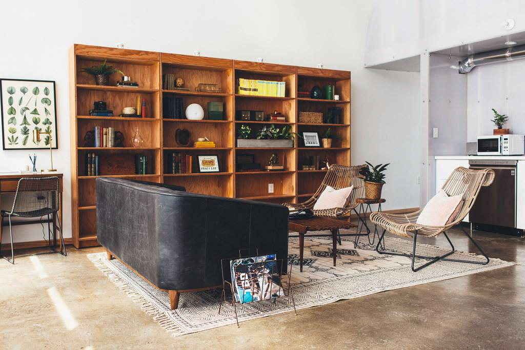 Dapper_Dwelling-homestudiolist-detroit-photoshoot-location-natural-light-4.jpg
