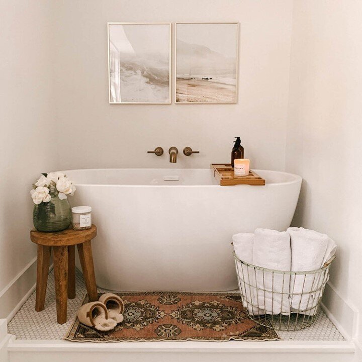 Tell us it's Mother's Day without telling us it's Mother's Day 🛀🏻⠀⠀⠀⠀⠀⠀⠀⠀⠀
⠀⠀⠀⠀⠀⠀⠀⠀⠀
You deserve to be celebrated each and every day 🌸🌸🌸⠀⠀⠀⠀⠀⠀⠀⠀⠀
⠀⠀⠀⠀⠀⠀⠀⠀⠀
Space: Kismet Cottage in Vestavia, Alabama via homestudiolist.com