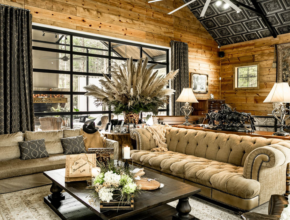 Luxury Barndominium: $500/hr
