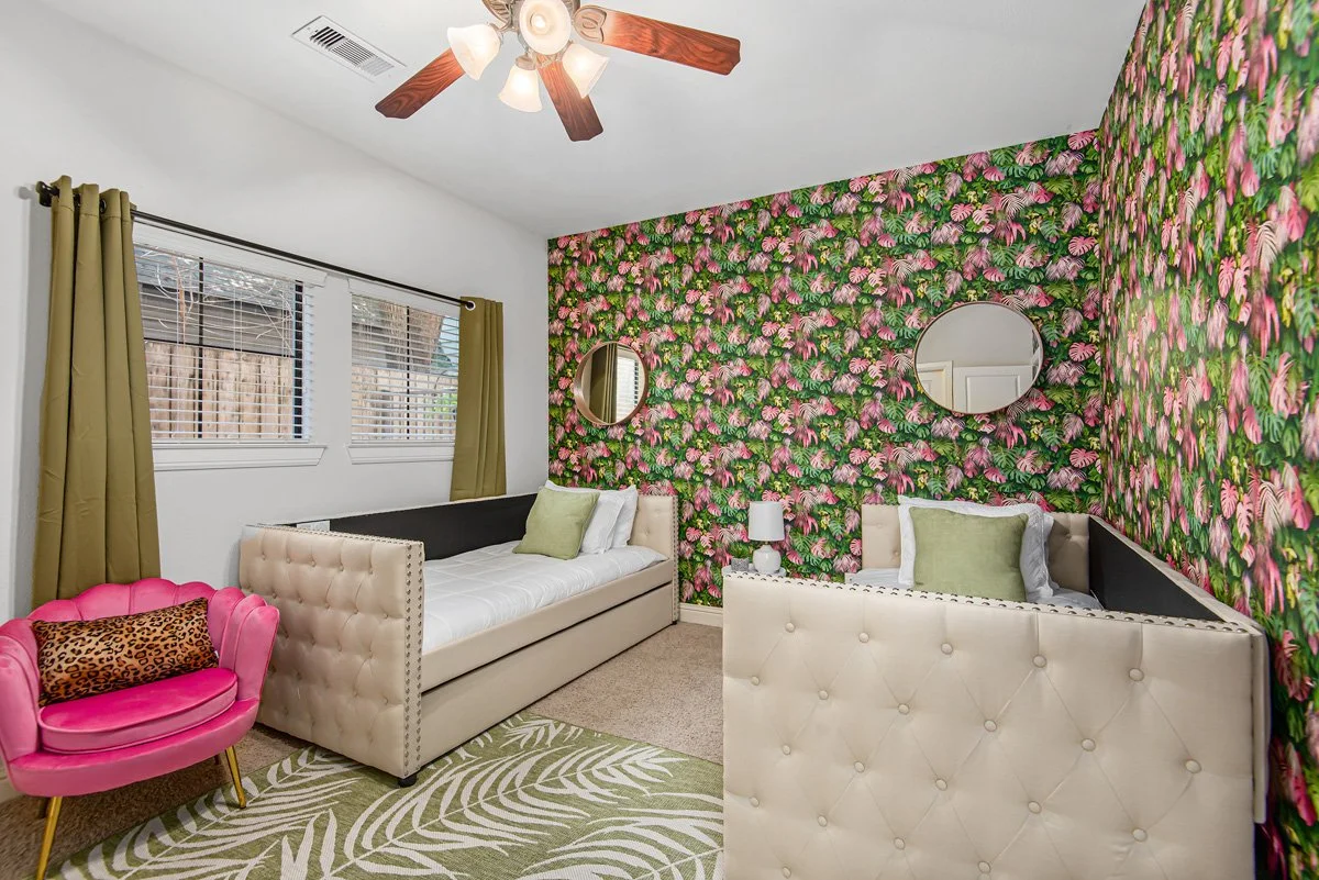 Tropical Mood: $150/hr