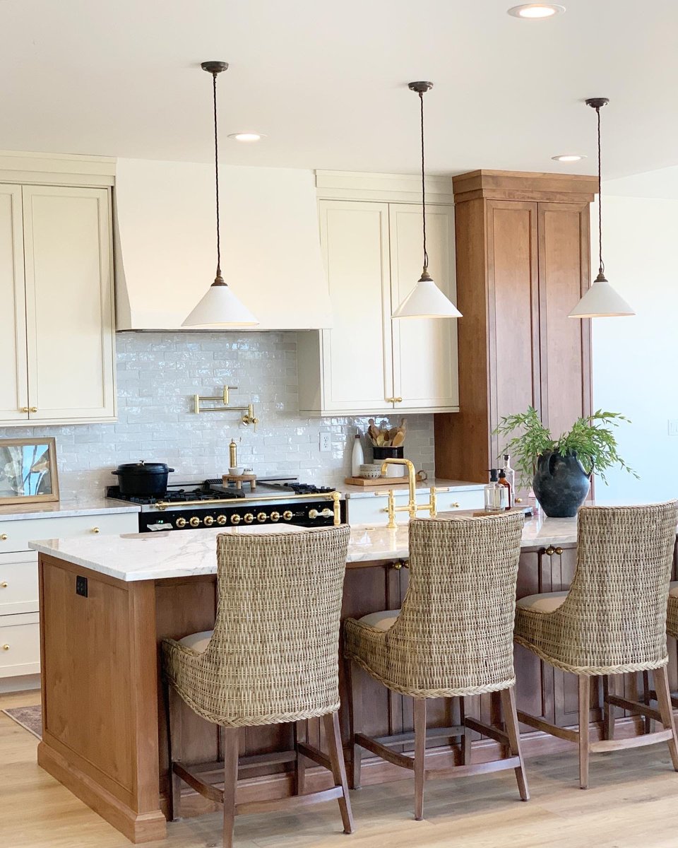 Modern Warmth: $225/hr