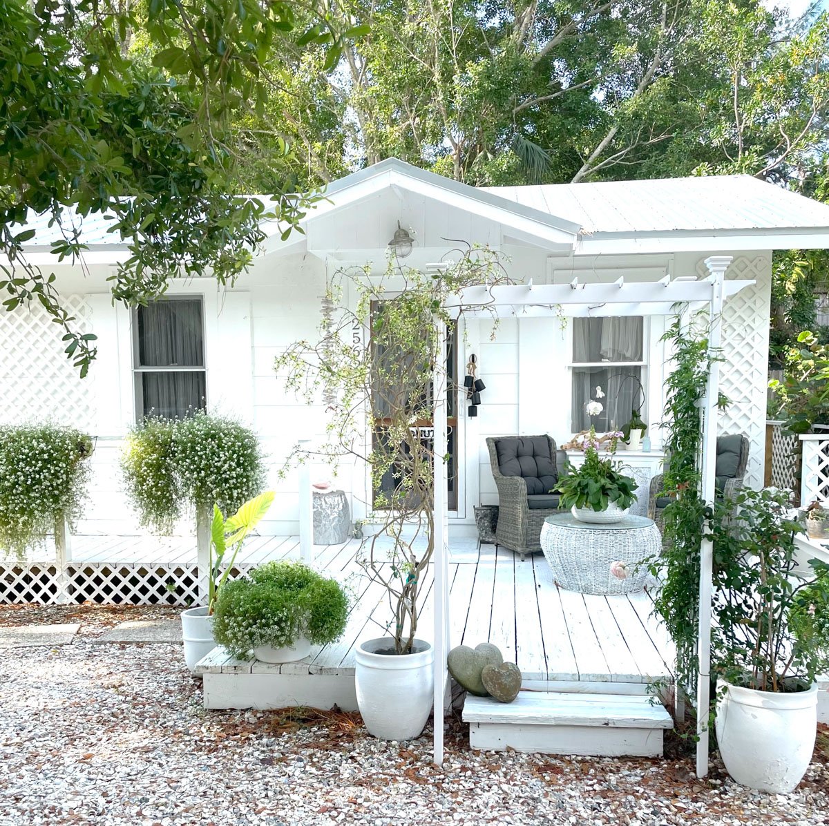 Dreamy Gazebo-SarasotaFL-natural-light-photography-studio-lifestyle-photoshoot-location-editorial-commercial-photography-5.jpg