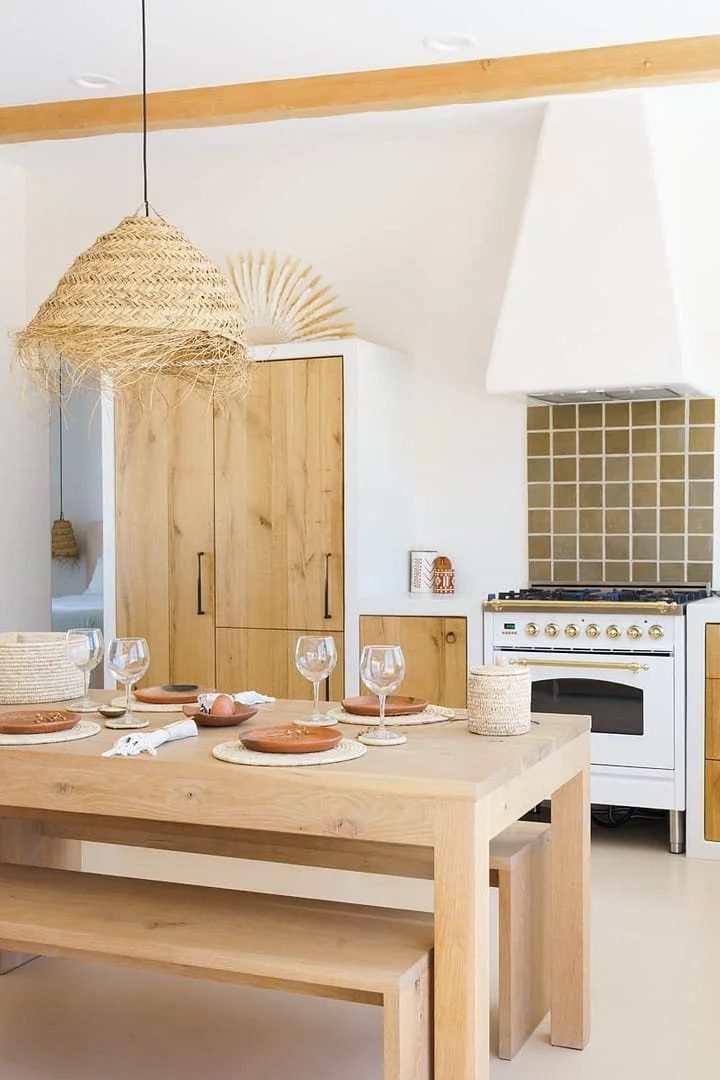 Desert Wild: $315/hr