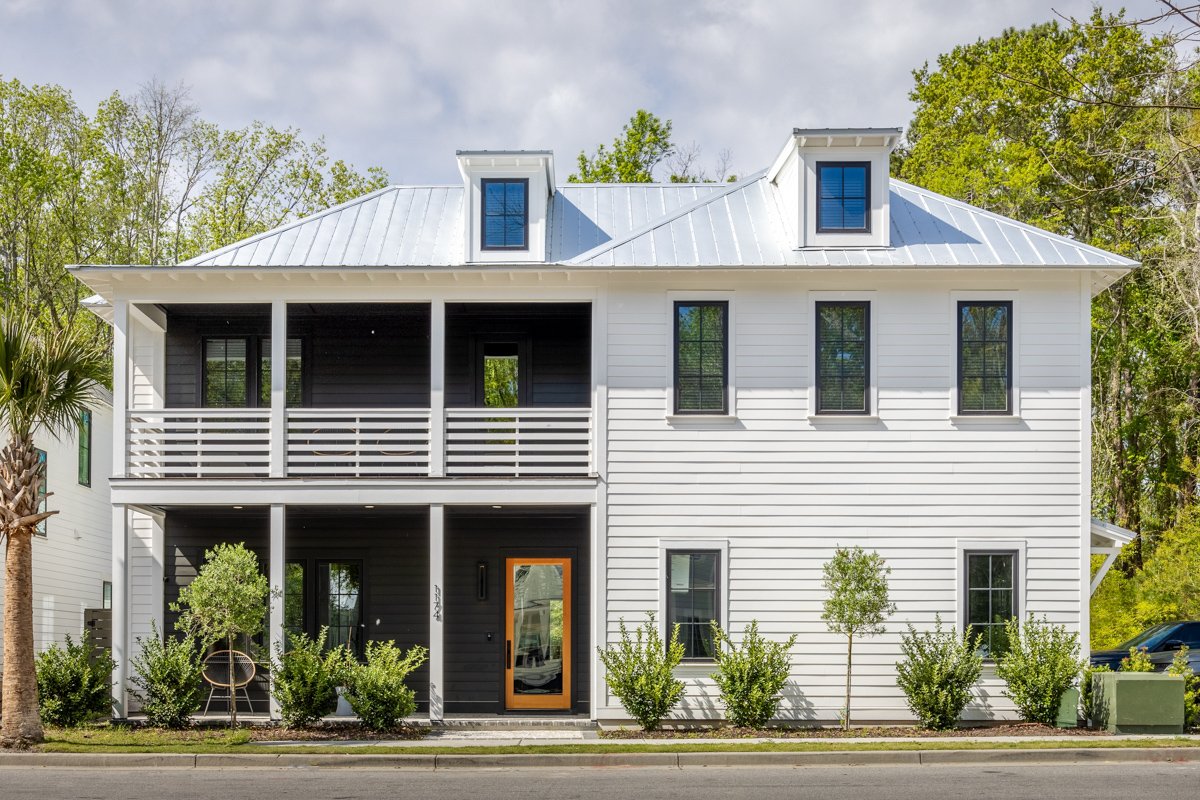 Sleek Retreat-MountPleasantSC-natural-light-photography-studio-lifestyle-photoshoot-location-editorial-commercial-photography-9.jpg