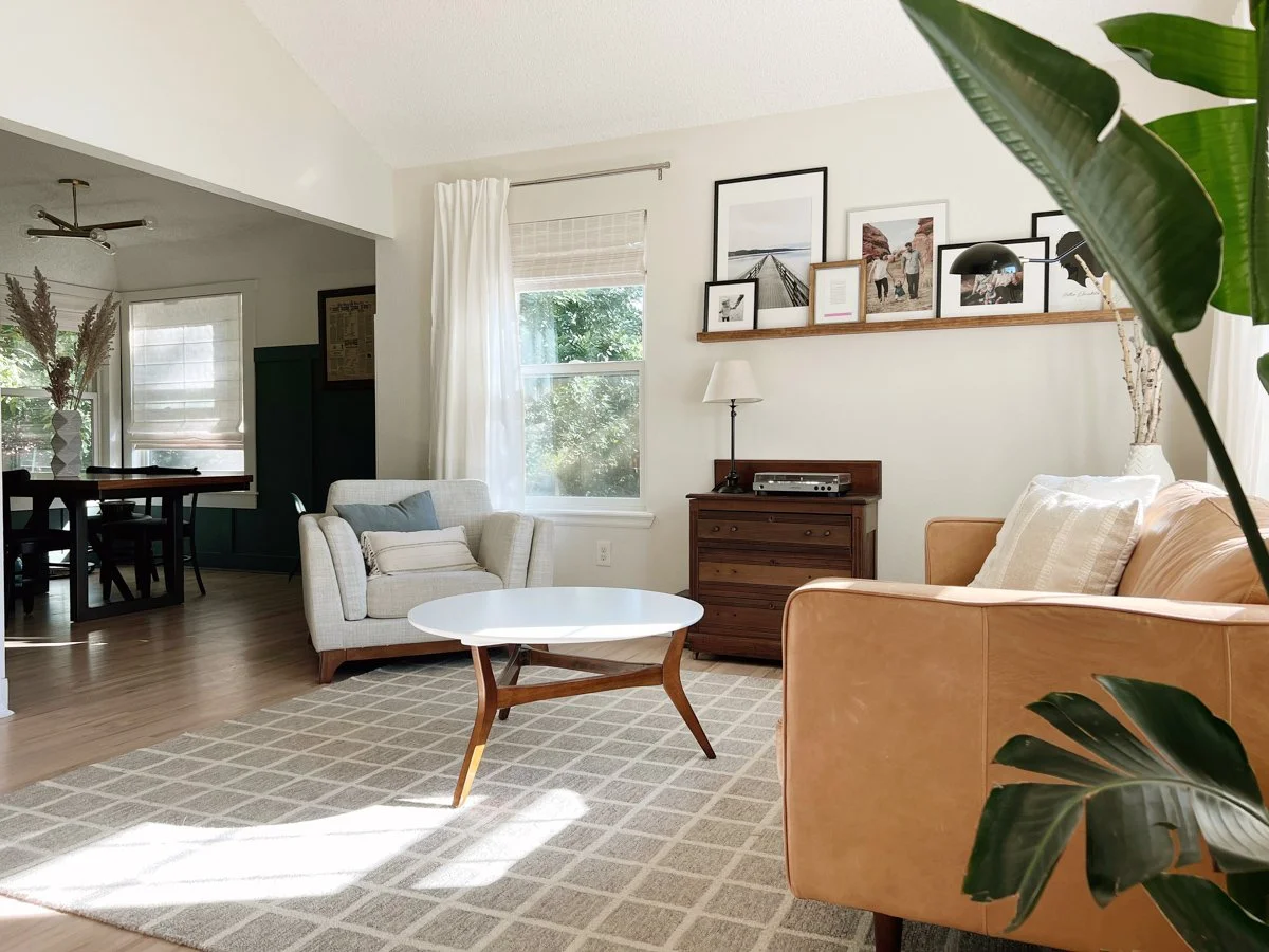 Gallery Glee: $125/hr