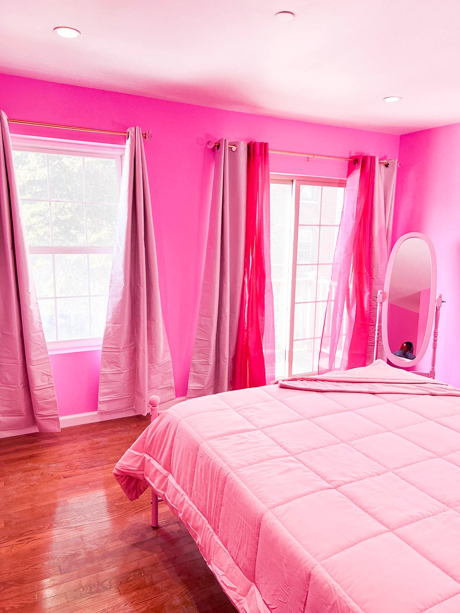 Pink Suite-West New YorkNJ-natural-light-photography-studio-lifestyle-photoshoot-location-editorial-commercial-photography-6.jpg