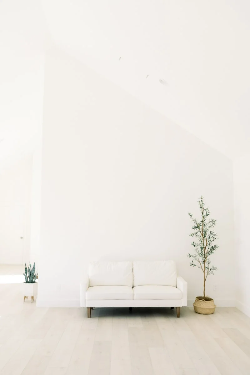 Studio Glow: $150/hr