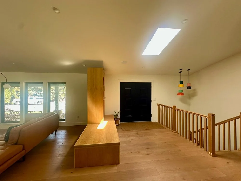 PlayfulModern-GoldenCO-natural-light-photography-studio-lifestyle-photoshoot-location-editorial-commercial-photography-11.jpg