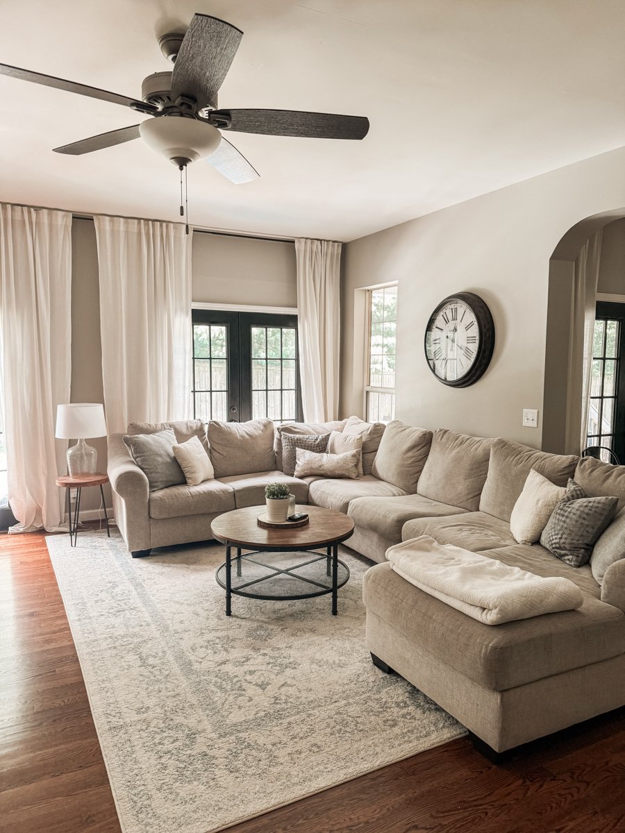 Cozy Light-BrentwoodTN-natural-light-photography-studio-lifestyle-photoshoot-location-editorial-commercial-photography-4.jpg