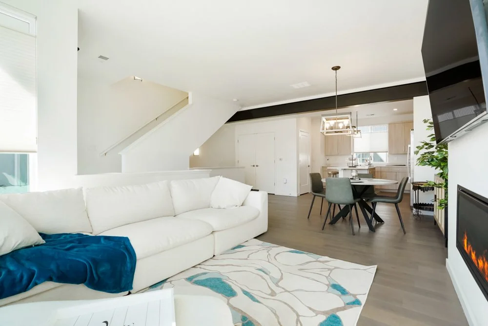 Contempo Loft-DenverCO-natural-light-photography-studio-lifestyle-photoshoot-location-editorial-commercial-photography-7.jpg