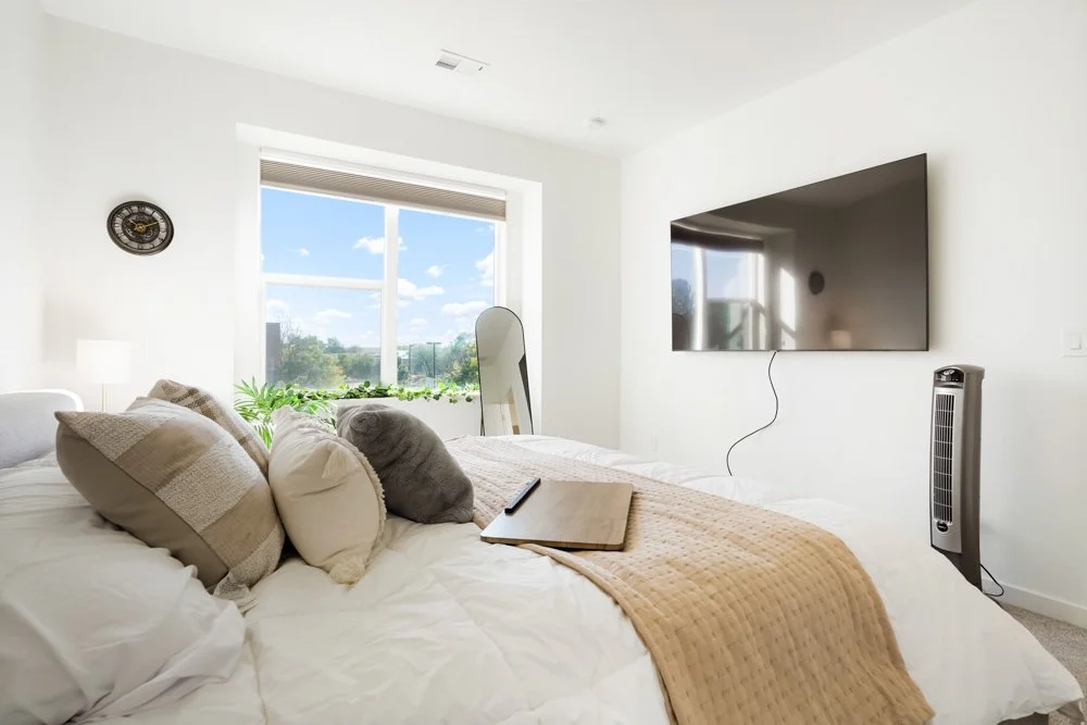 Contempo Loft-DenverCO-natural-light-photography-studio-lifestyle-photoshoot-location-editorial-commercial-photography-13.jpg