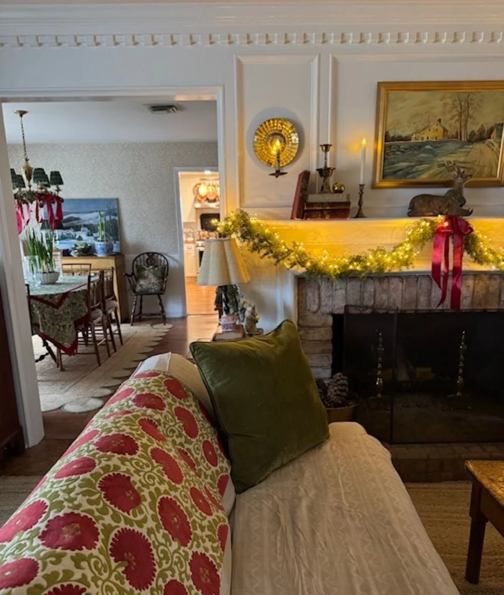 Cozy Charmer-Holiday2025-6.jpg