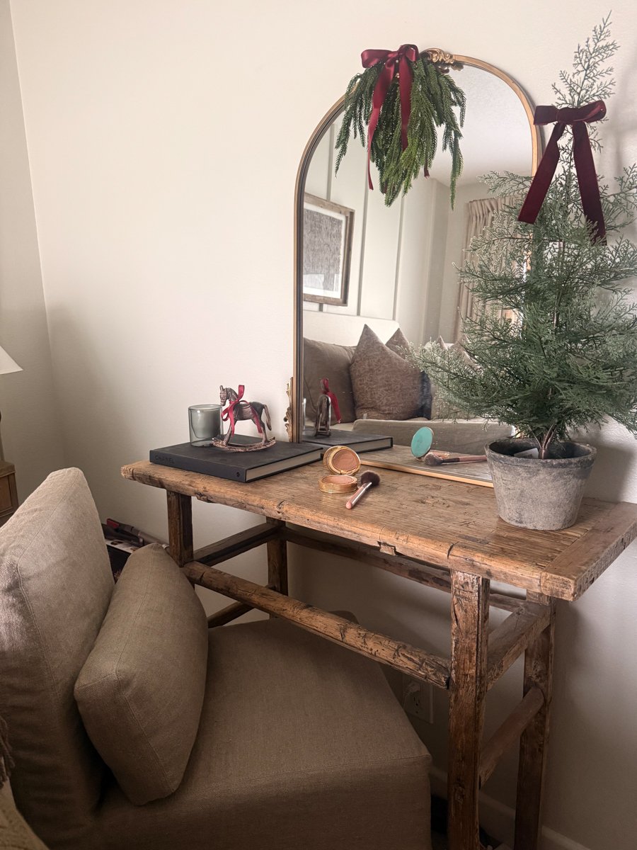 Homey Habitat-Holiday2025-natural-light-photography-studio-lifestyle-photoshoot-location-editorial-commercial-photography-2.jpg