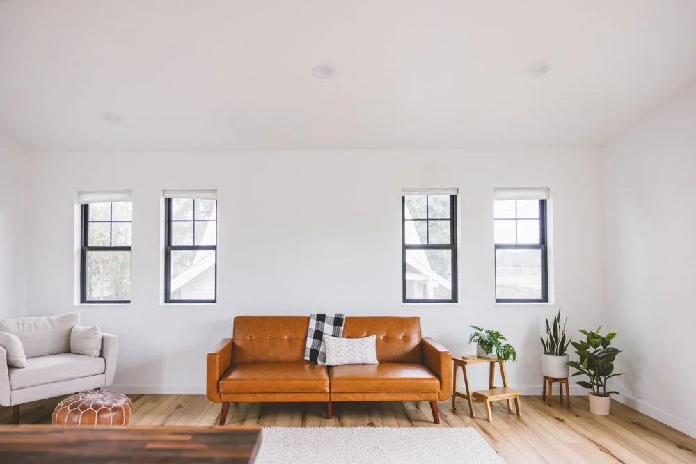 Minimalist Abode: $100/hr