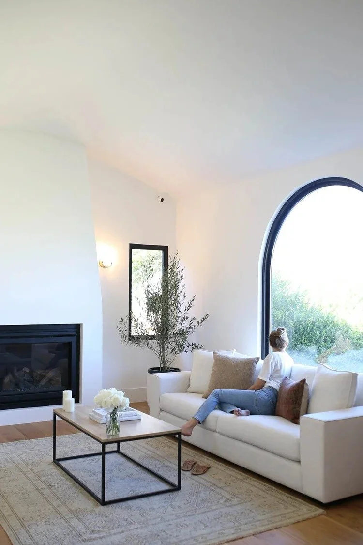 Spanish-Style Stunner: $275/hr