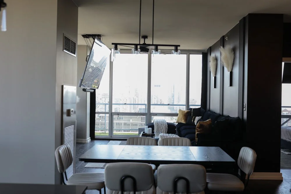 Lux Retreat-ChicagoIL-natural-light-photography-studio-lifestyle-photoshoot-location-editorial-commercial-photography-6.jpg