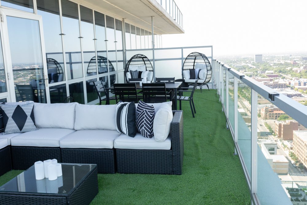 Lux Retreat-ChicagoIL-natural-light-photography-studio-lifestyle-photoshoot-location-editorial-commercial-photography-14.jpg