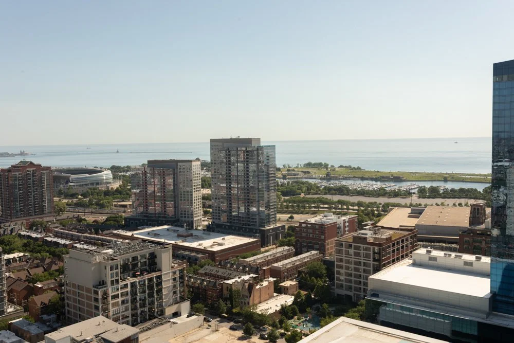 Lux Retreat-ChicagoIL-natural-light-photography-studio-lifestyle-photoshoot-location-editorial-commercial-photography-16.jpg