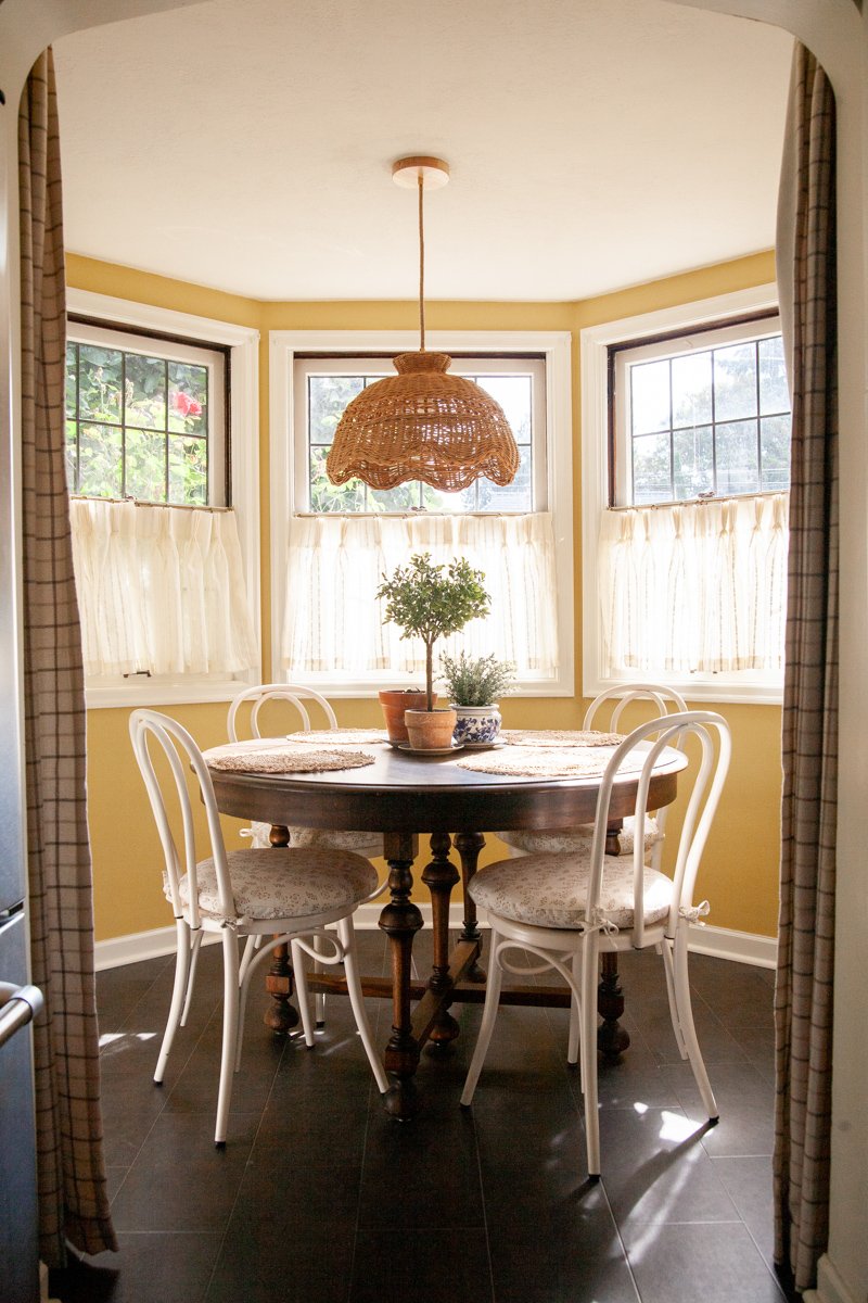 Timeless Nest-HillsboroOR-natural-light-photography-studio-lifestyle-photoshoot-location-editorial-commercial-photography-4.jpg