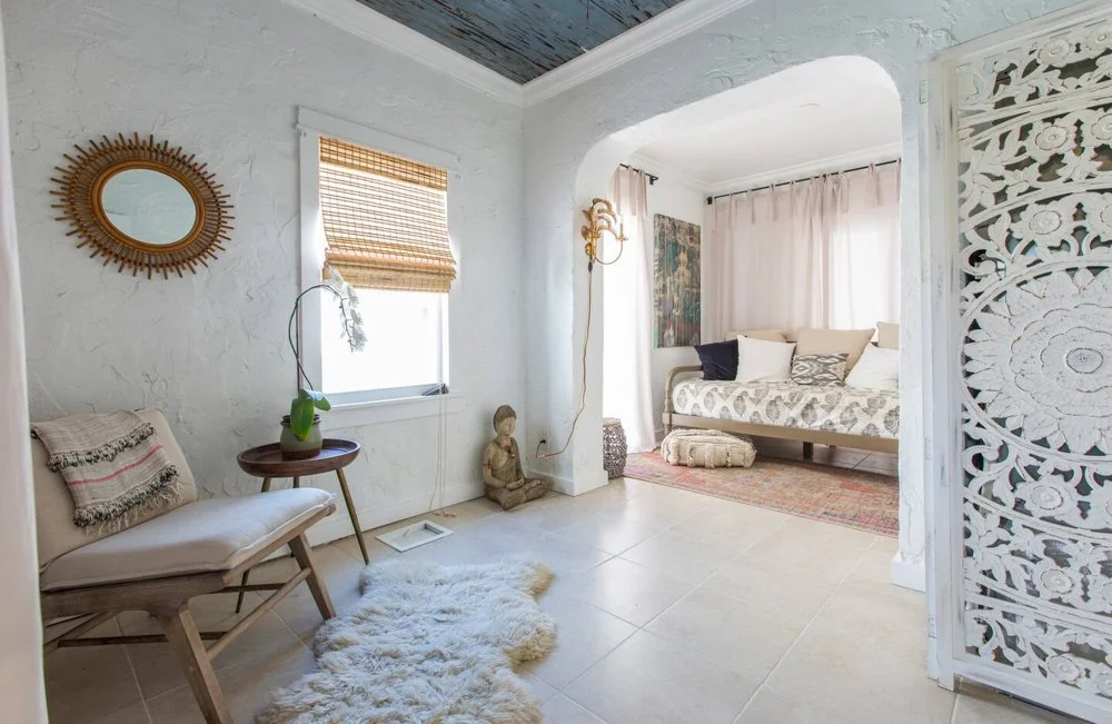 Palm Chic-West Palm BeachFL-natural-light-photography-studio-lifestyle-photoshoot-location-editorial-commercial-photography-7.jpg