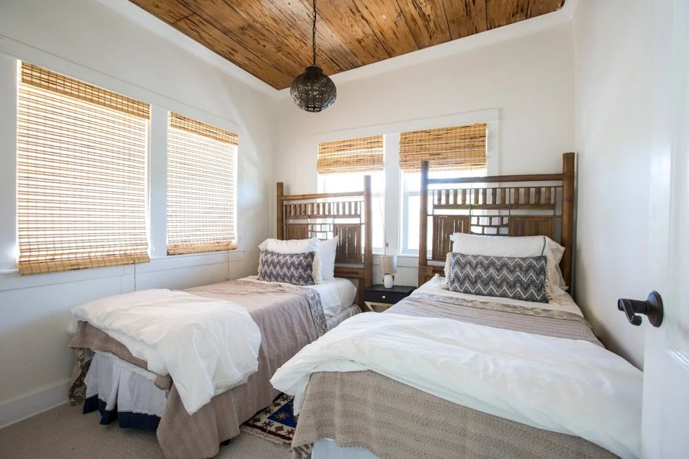 Palm Chic-West Palm BeachFL-natural-light-photography-studio-lifestyle-photoshoot-location-editorial-commercial-photography-12.jpg