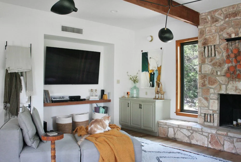 Vintage Modern-HelotesTX-natural-light-photography-studio-lifestyle-photoshoot-location-editorial-commercial-photography-16.jpg