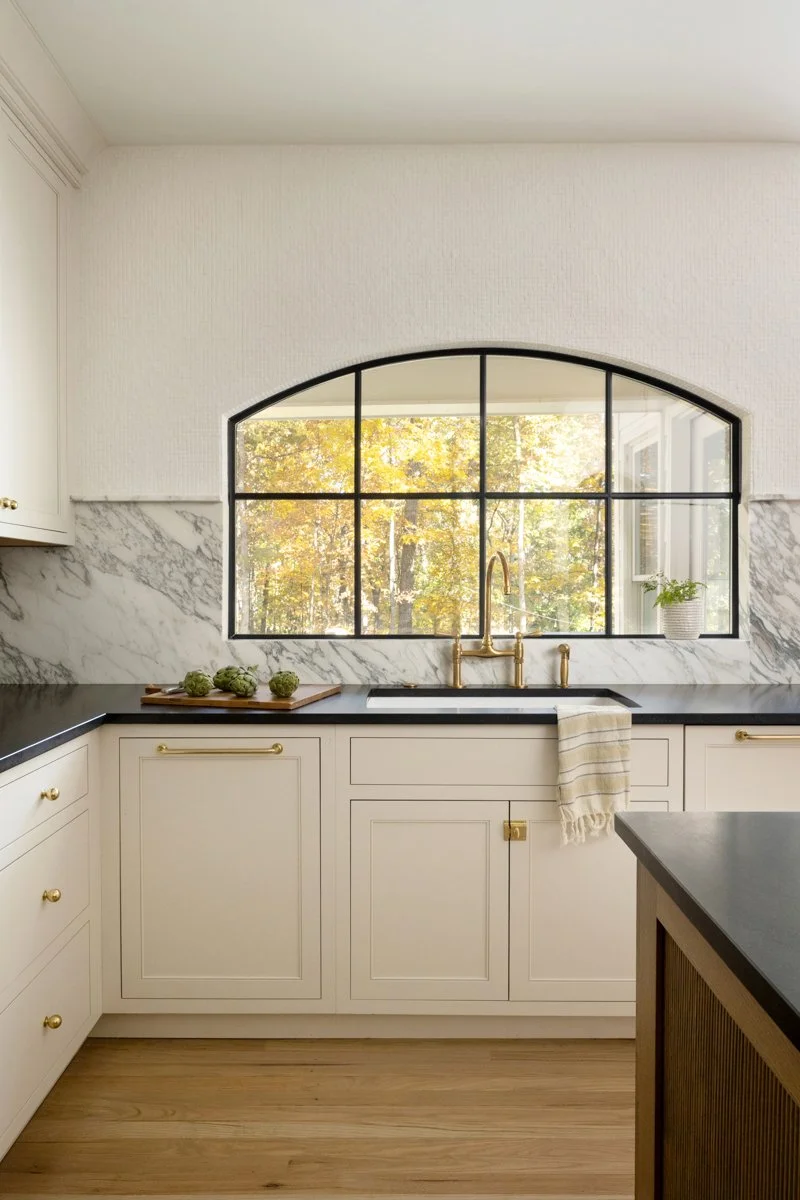 Curated Haven-RoswellGA-natural-light-photography-studio-lifestyle-photoshoot-location-editorial-commercial-photography-10.jpg